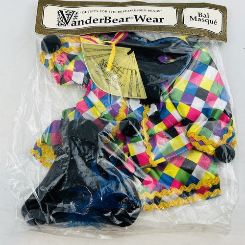 Vanderbear wear fuzzy bal - wear,